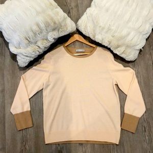 Gorgeous cashmere sweater from Everlane!